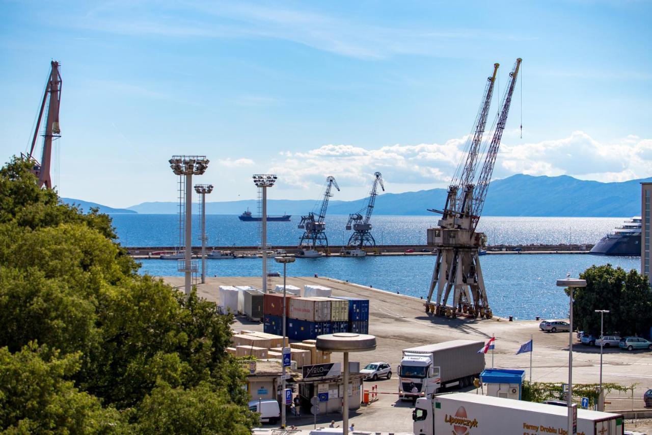 Apartments Harbour View Rijeka Eksteriør billede