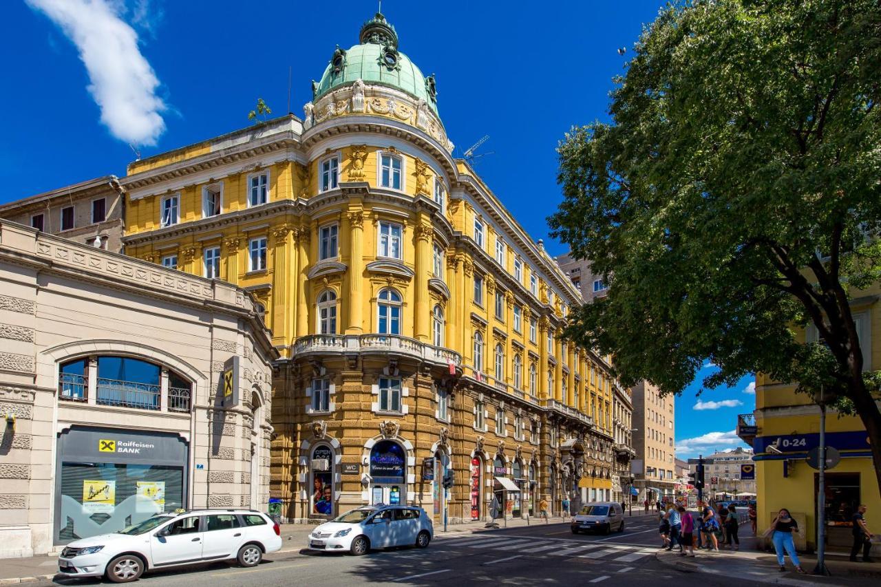Apartments Harbour View Rijeka Eksteriør billede